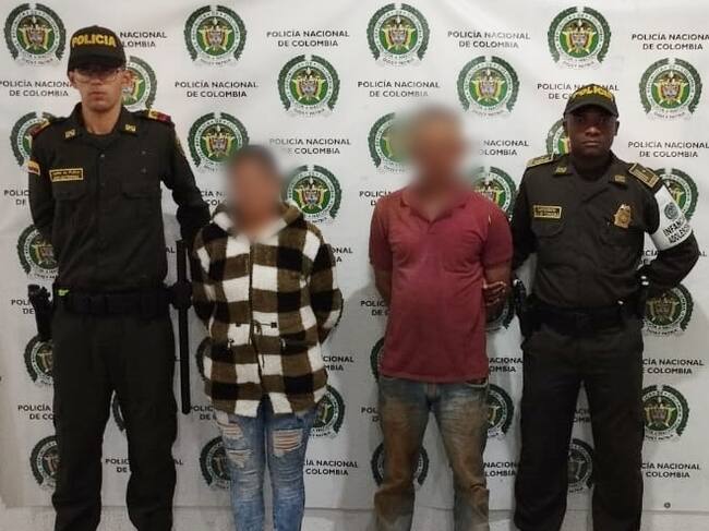 Pareja capturada por presunta explotación y abuso sexual de una menor- foto Policía de Infancia y Adolescencia de Antioquia