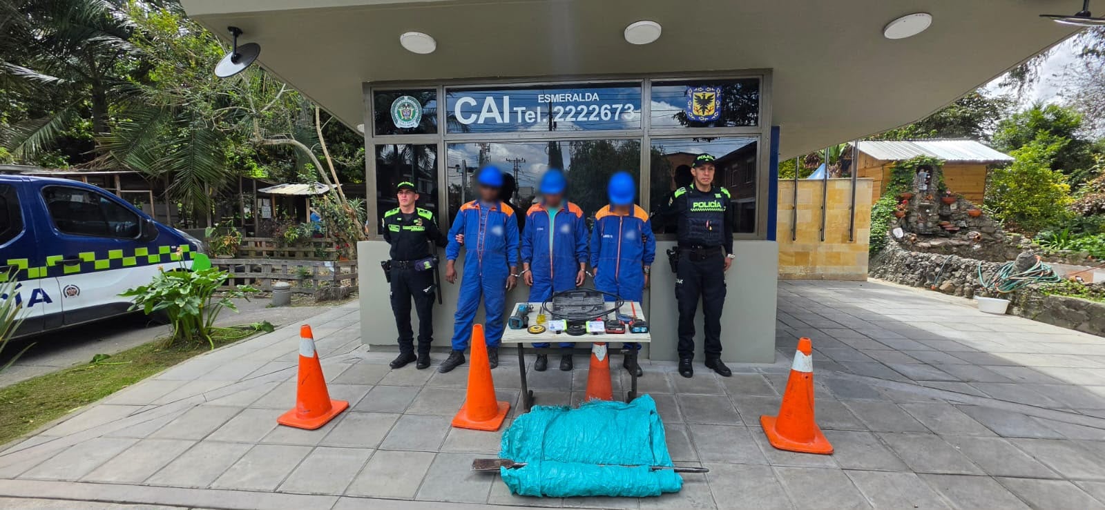 Capturan a falsos operarios que robaban infraestructura de telecomunicaciones en Teusaquillo. Foto: Policía Metropolitana
