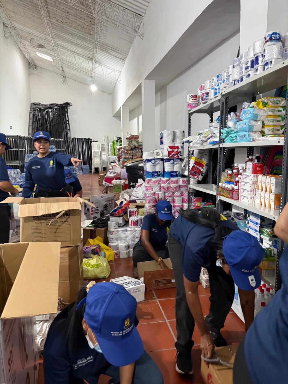 Barranquilla envía las primeras 35 toneladas de ayudas humanitarias a Venezuela