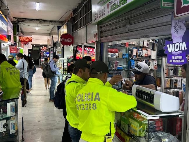 Locales de venta y arreglo de celulares en Neiva fueron investigados