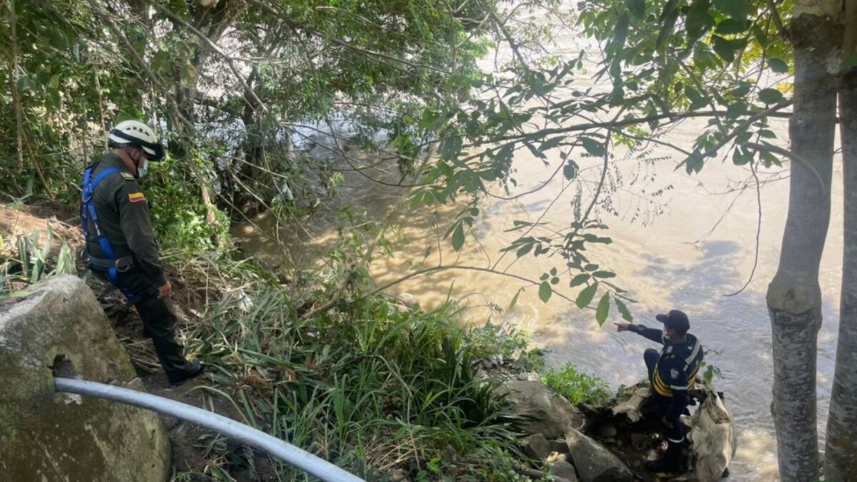 Sin éxito avanza la búsqueda de 4 personas que cayeron al río Cauca