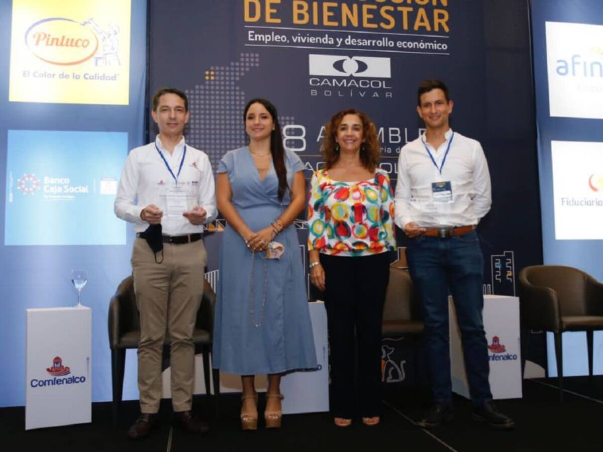Camacol Bolívar entrega premio a Fundación Santo Domingo