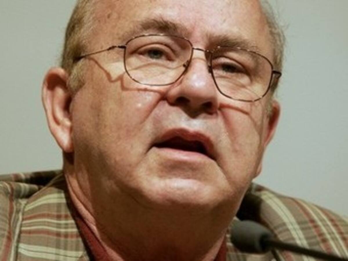 El escritor Cubano Miguel Barnet afirma que Benedetti alcanzó el mayor anhelo: 'ser popular'