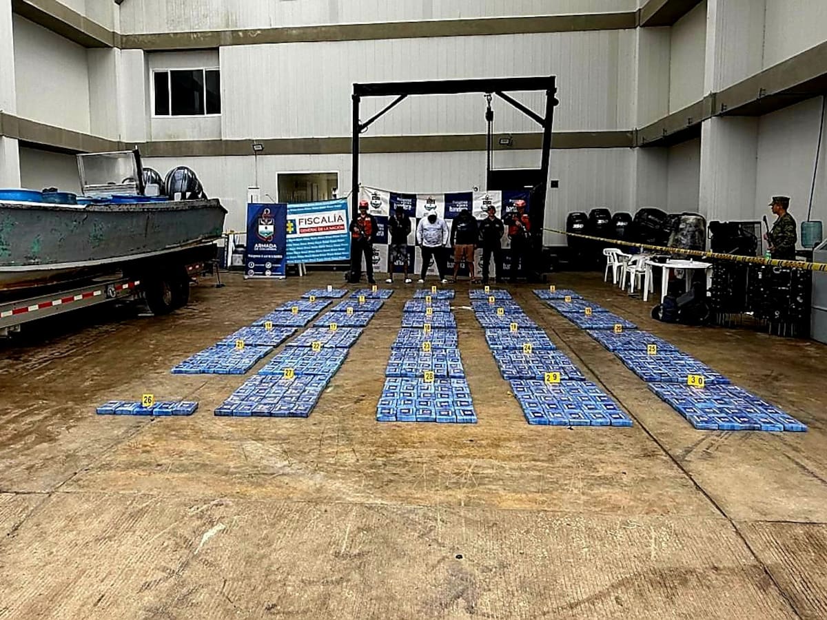 En el mar de Urabá fue incautada cerca de una tonelada de cocaína valorada en USD 35 millones