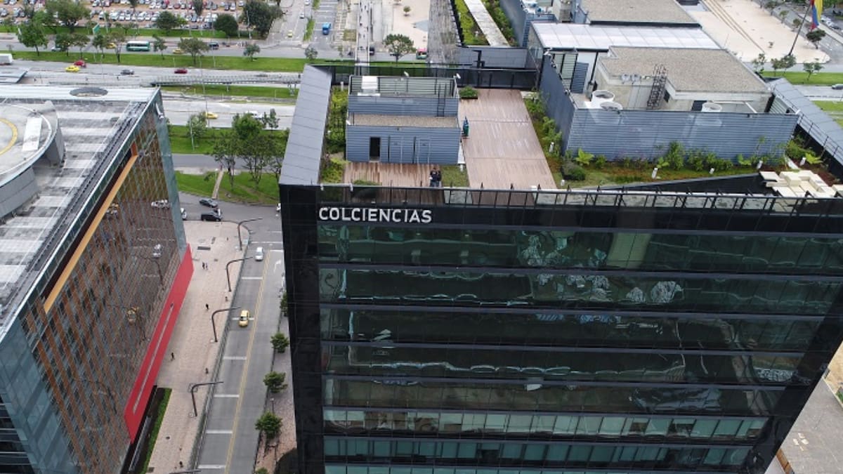 Minciencias y universidades firman convenio para impulsar la investigación académica