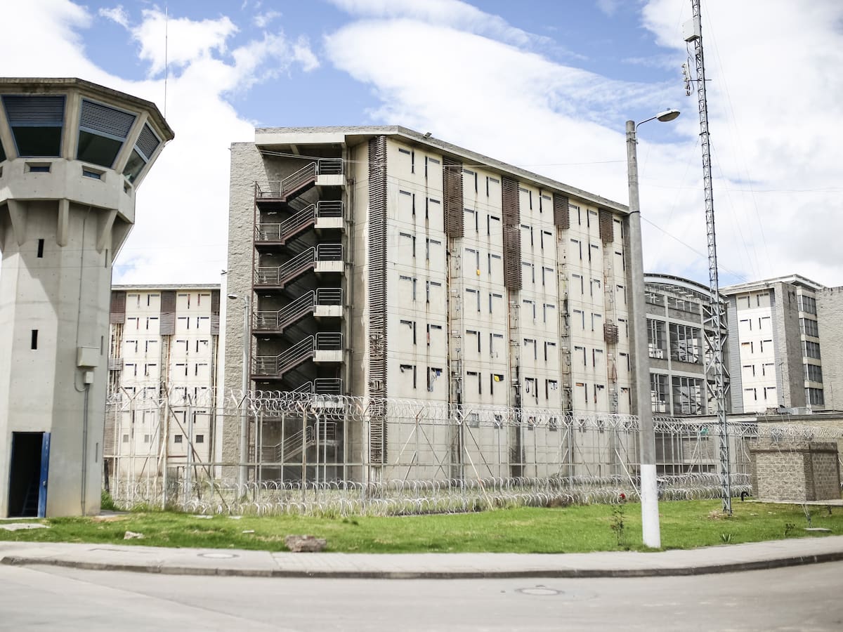 Abren investigación contra dragoneante por error en cotejo dactiloscópico que permitió fuga de preso