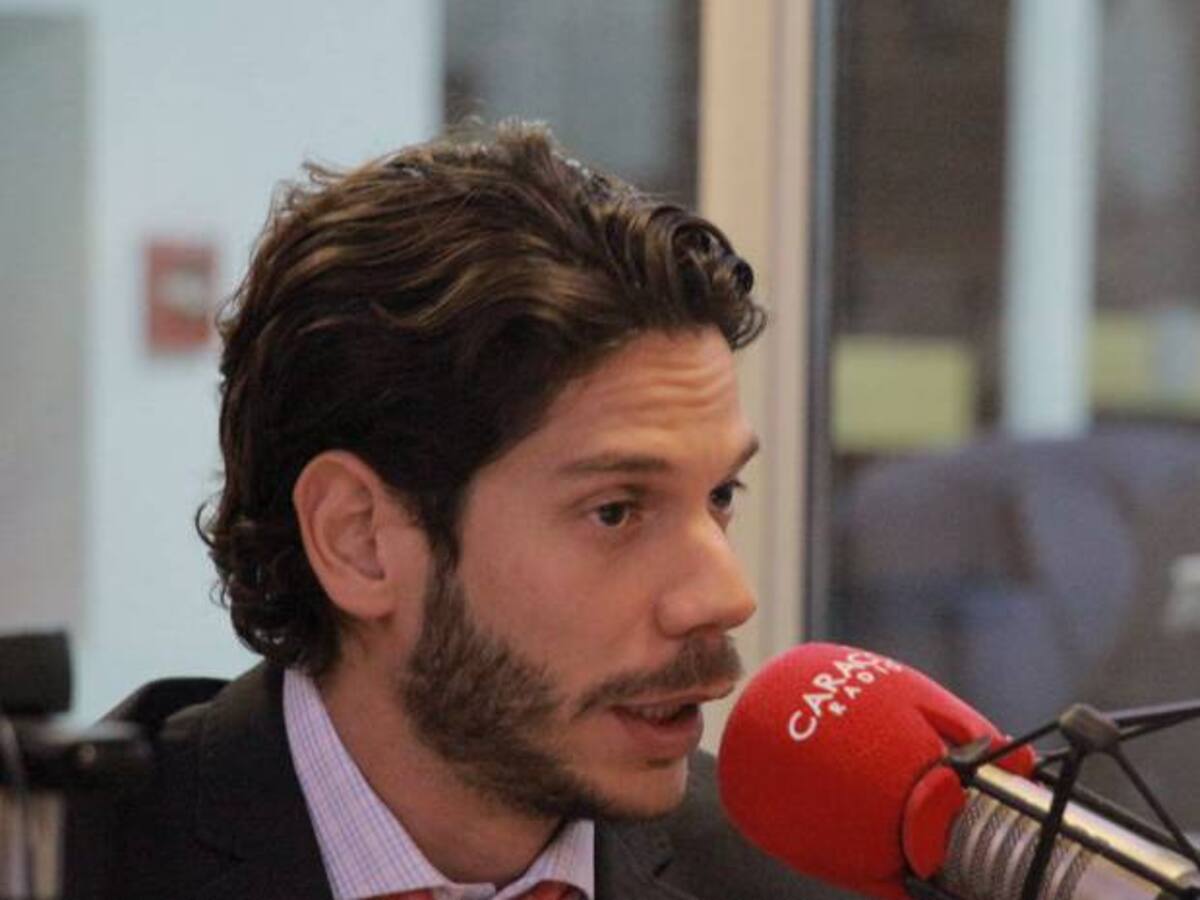 Casos Arias y Lyons no son comparables: Akerman