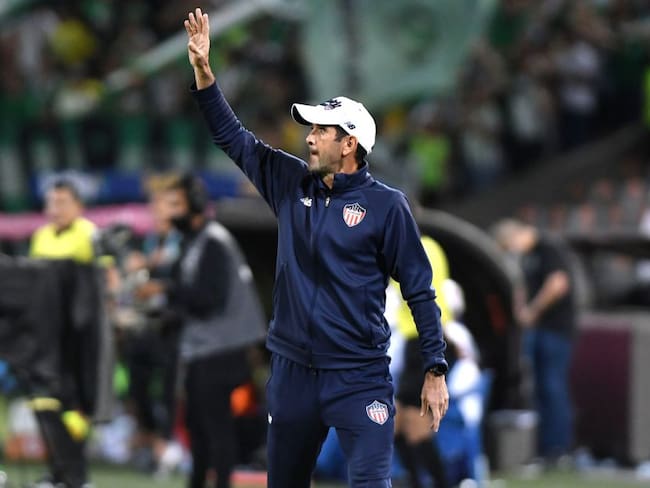 Arturo Reyes revela posibilidad de llegadas de Bacca, Borja y Teo