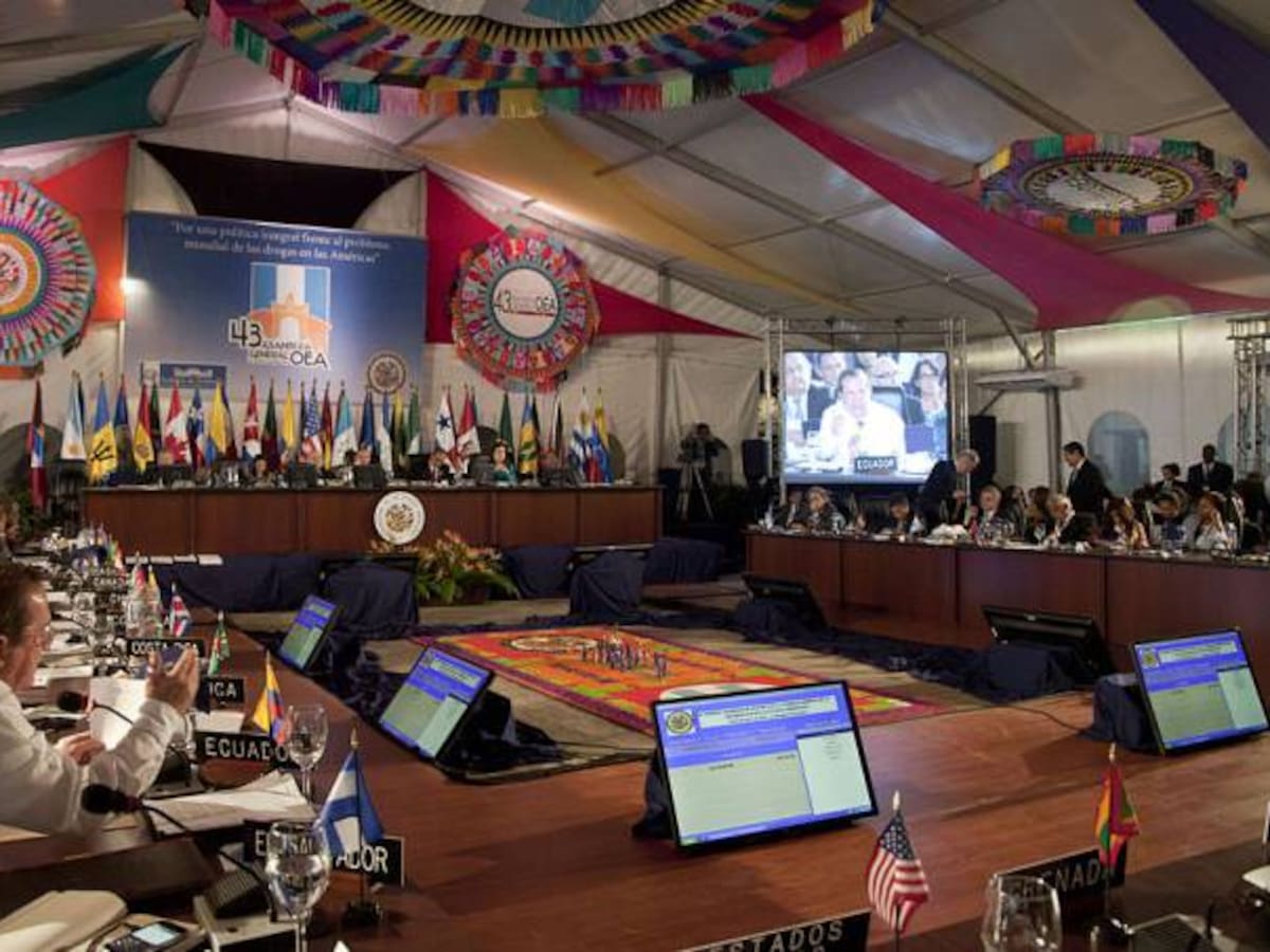 Santos presentará ante la OEA nuevo acuerdo de paz con las Farc