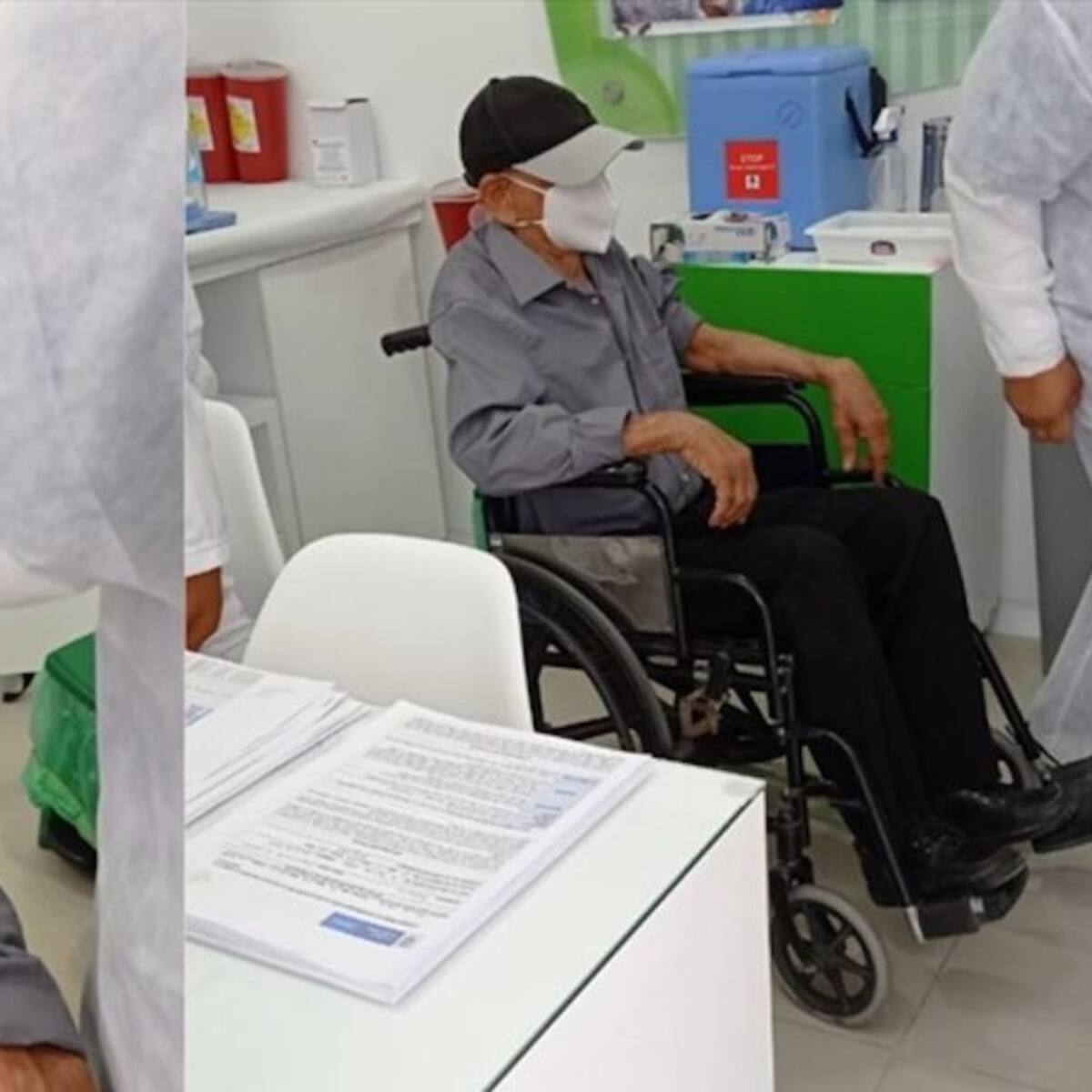 Sobrina de adulto mayor afirma que su tío murió luego de ser vacunado