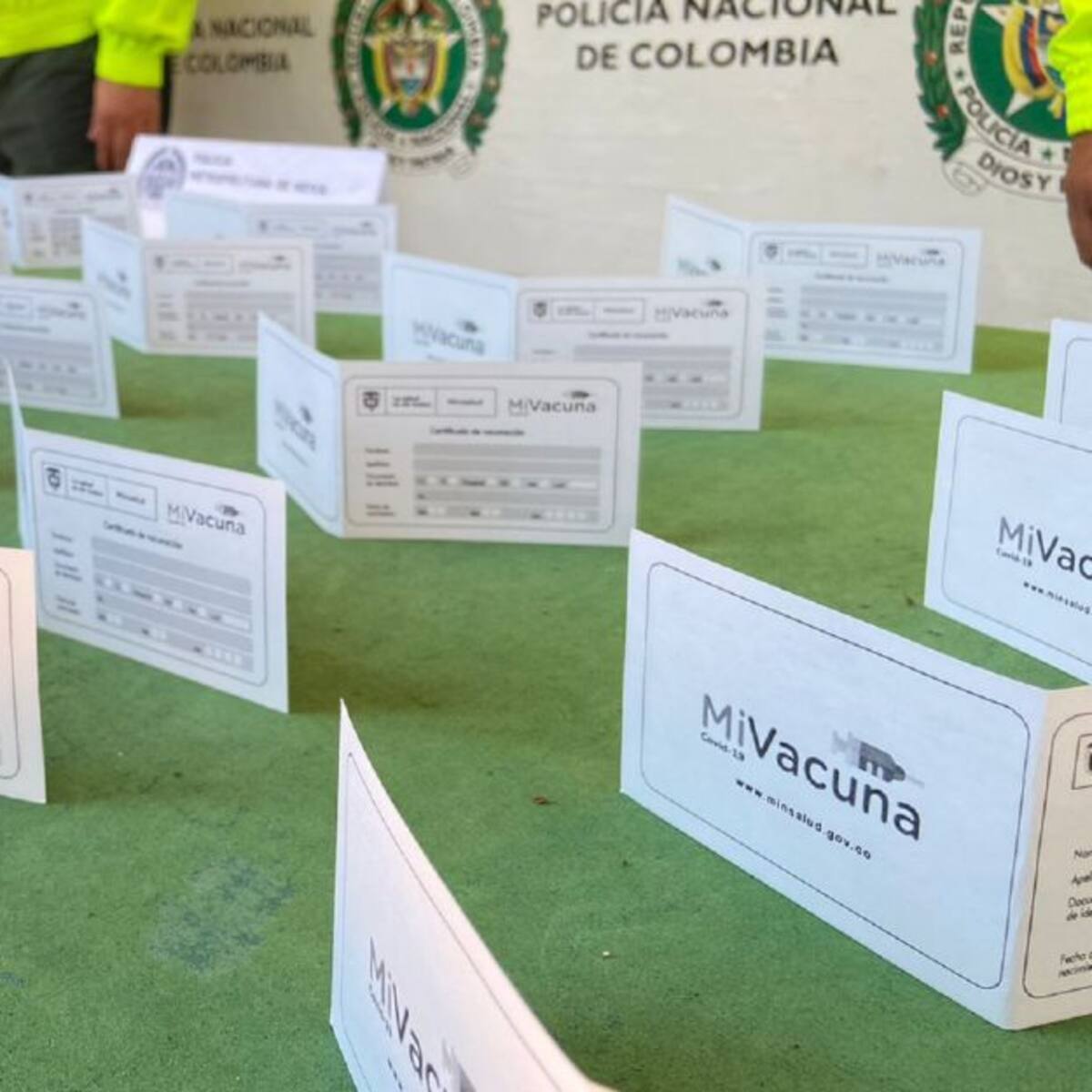 En Neiva vendían carnet Covid a 30 mil pesos