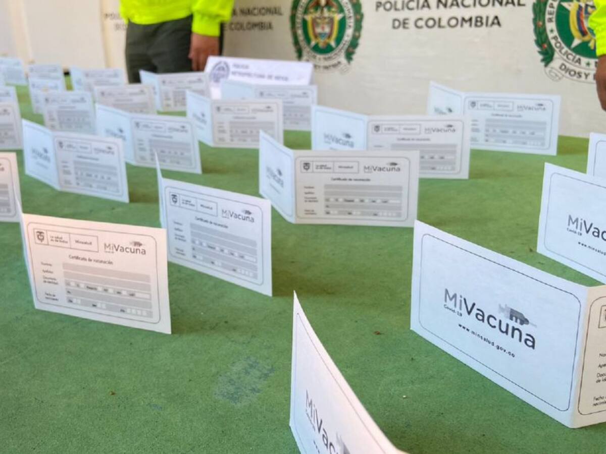 En Neiva vendían carnet Covid a 30 mil pesos