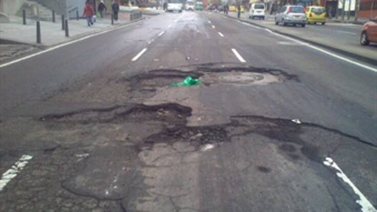 El invierno genera una trampa mortal en la carrera séptima en Bogotá