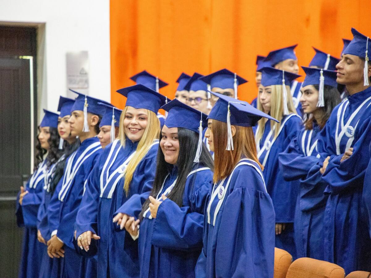 Las mujeres de Medellín podrán retomar los estudios y alcanzar nuevas oportunidades
