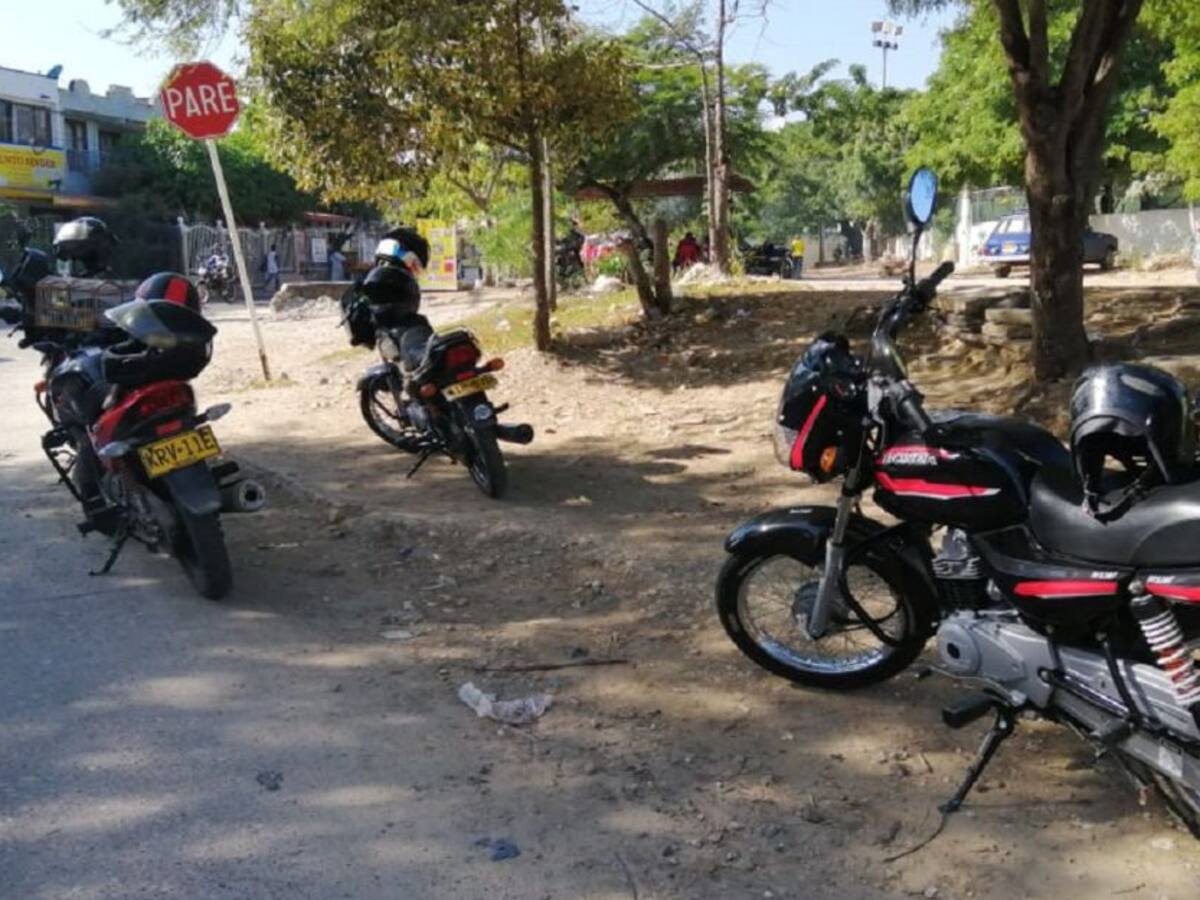 Se expedirán decretos de pico y placa para motos y carros en Cartagena