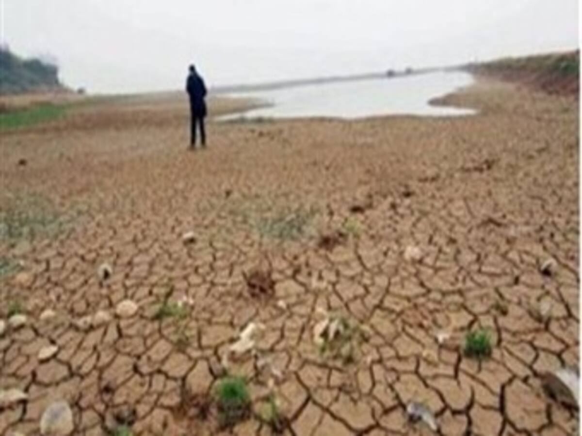 Sequía en mayor lago chino obligará a lanzar ayuda alimentaria por vía aérea