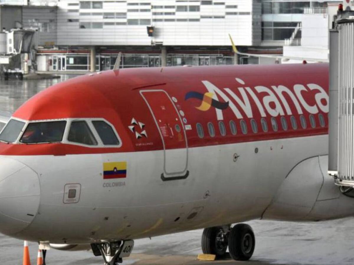 Mujer denunció que no pudo viajar con Avianca porque su hijo tenía yeso