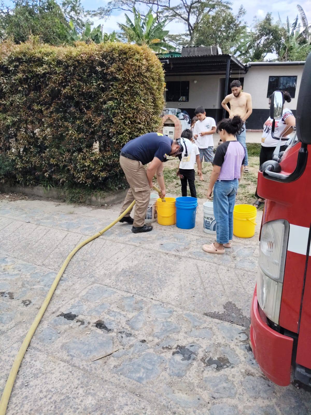 La medida busca proteger las fuentes hídricas y garantizar el suministro de agua potable / Imagen: Bomberos Moniquirá.