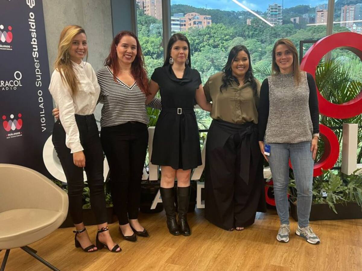 Diálogos que Transforman: Desafíos de la Salud mental