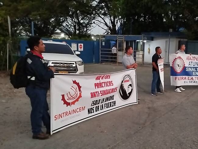 Protesta en las afueras de Atún Van Camps en Mamonal tras presuntos abusos laborales