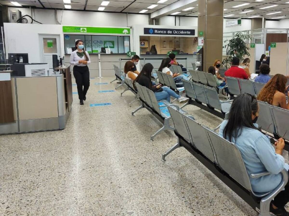 Denuncian estafas mediante páginas web no oficiales para sacar el pasaporte