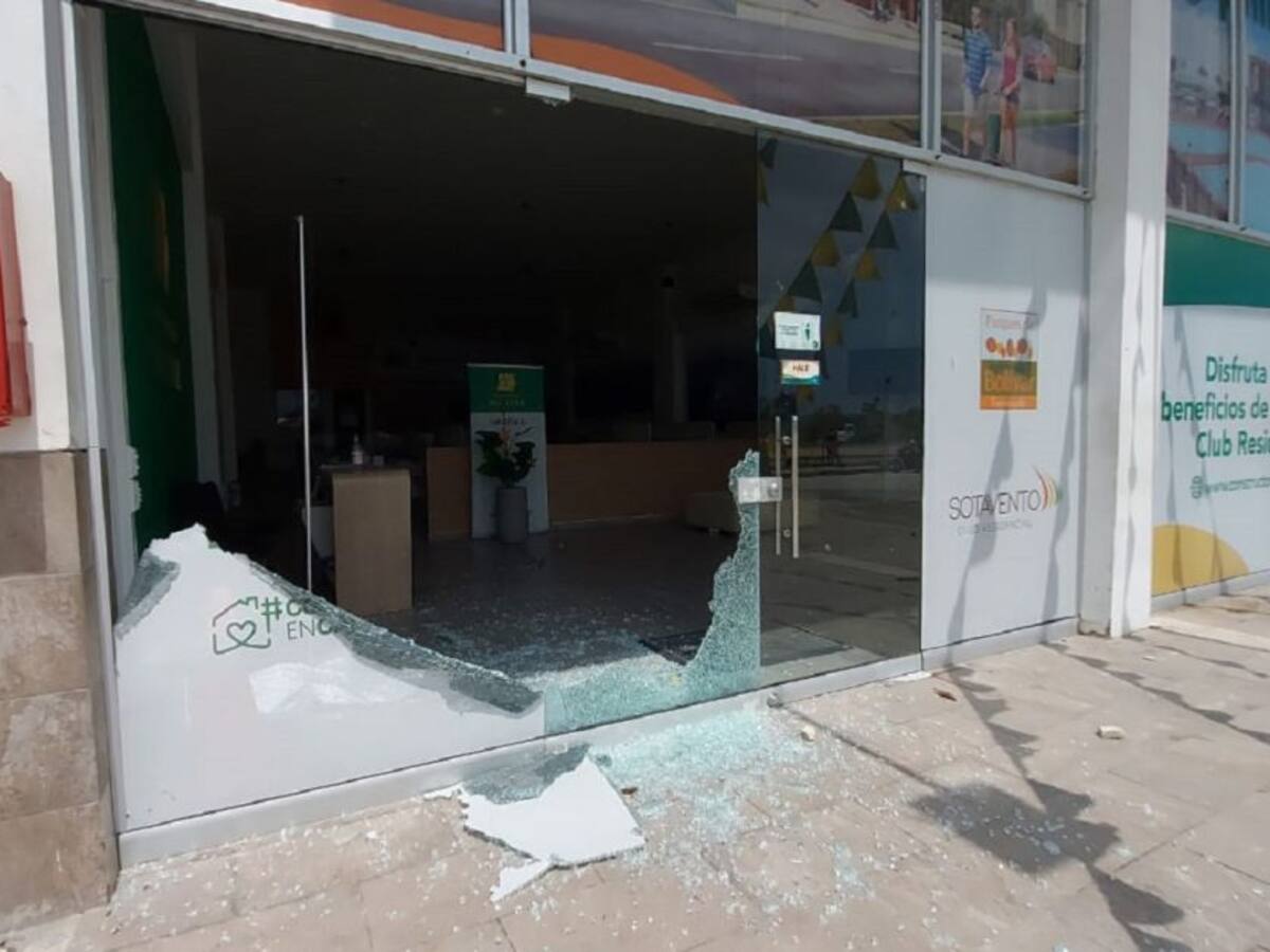 13 capturados y un policía lesionado dejan los desórdenes en Barranquilla