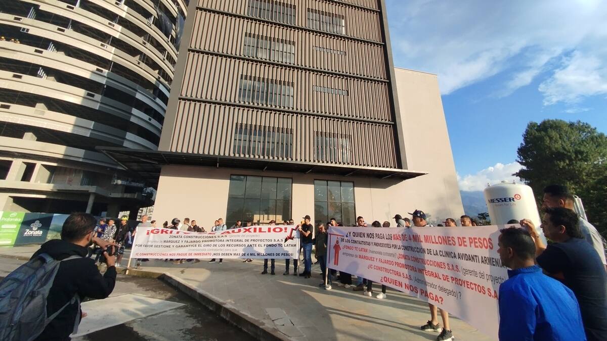 ¿Qué dijeron Márquez y Fajardo y Zonata Construcciones sobre clínica Avidanti, Armenia?