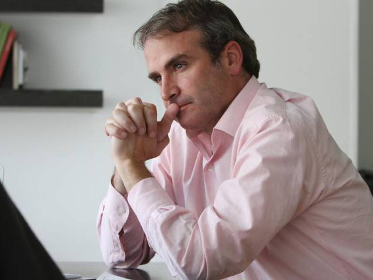 Procuraduría abre indagación preliminar a superintendente de Industria y Comercio