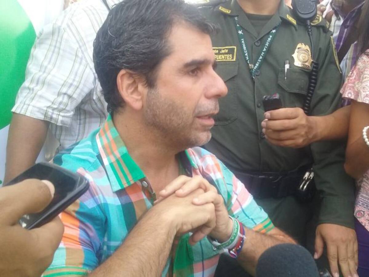 Invitación a ahorrar energía y agua hizo alcalde de Barranquilla