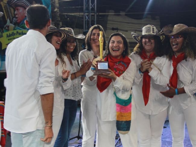 Esta agrupación de Bogotá conformada solo por mujeres y fue el único conjunto femenino en la categoría aficionado.