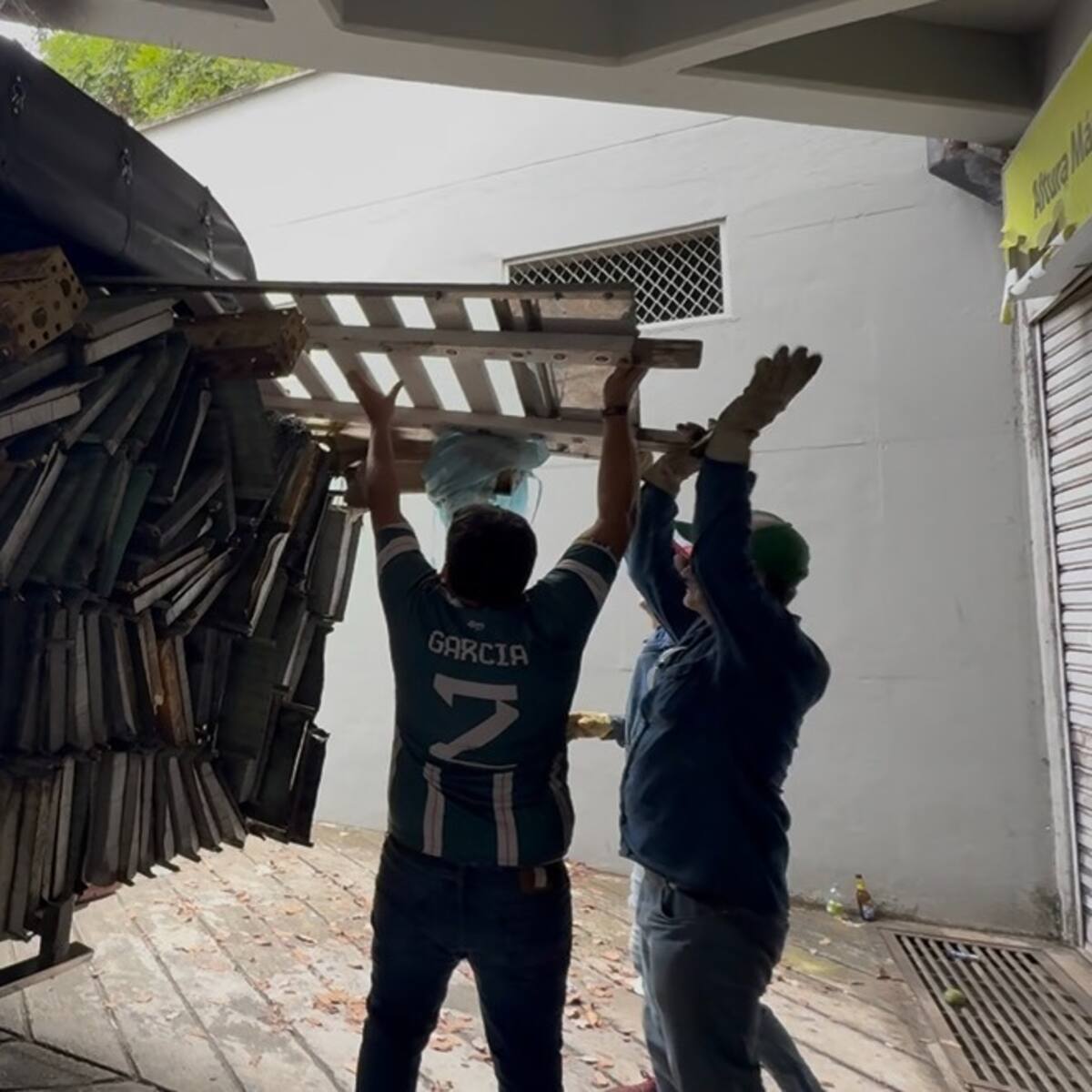 Cayó hombre señalado de hacer parte de banda que robaba en estaciones del SITME en Floridablanca