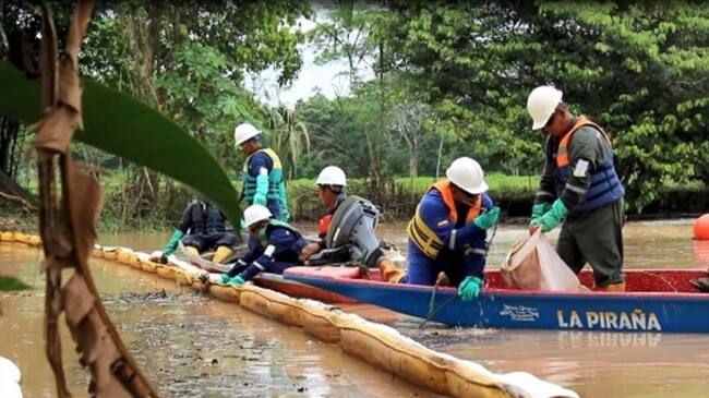 Ecopetrol confirmó que ya se recolectaron los 550 barriles de crudo derramados en Santander. Foto: Ecopetrol