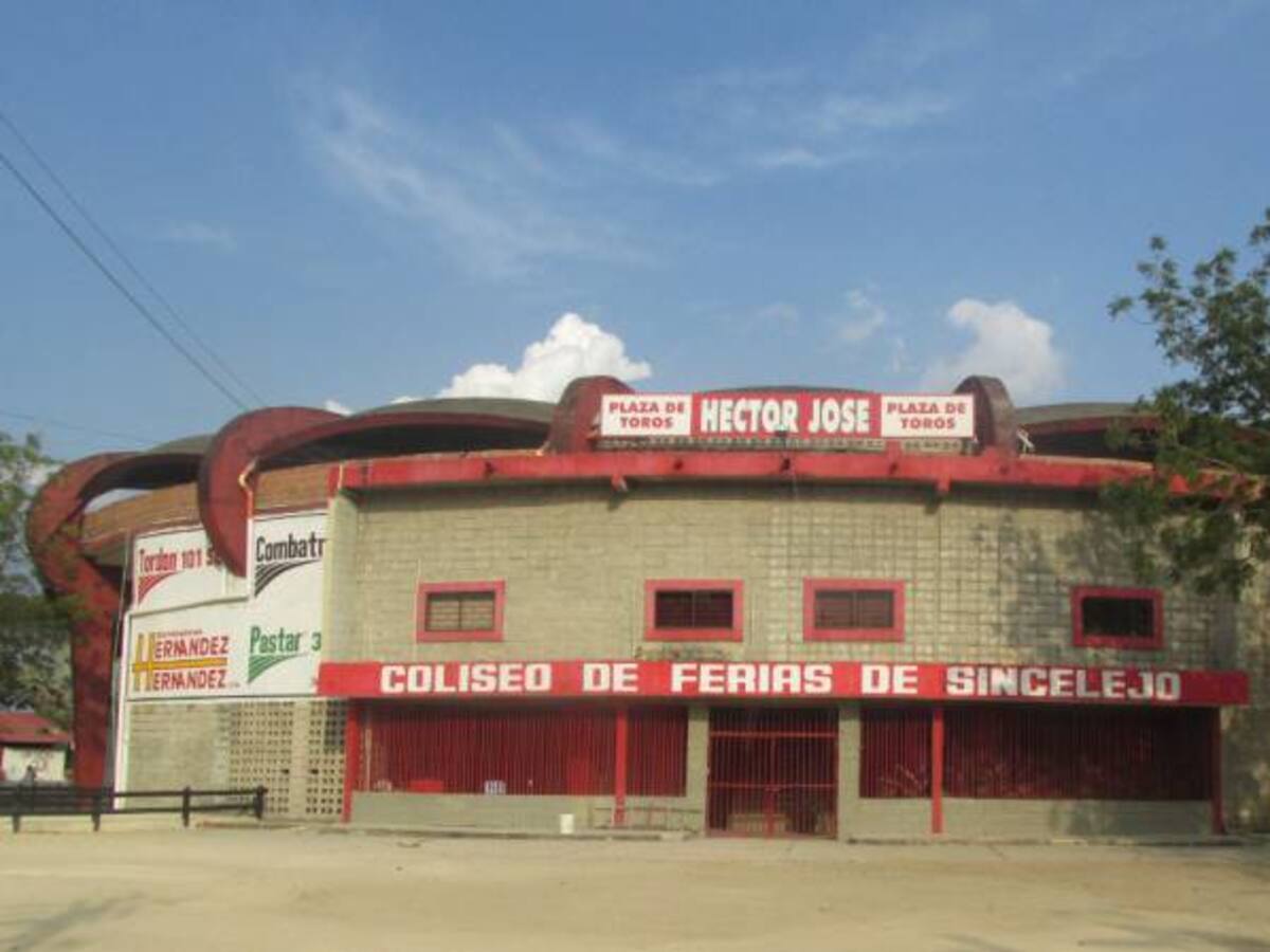 Detienen remate del coliseo de ferias de Sincelejo