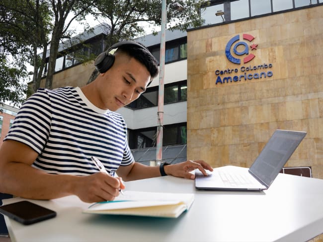 Curso de ingles GRATIS en el Colombo Americano: paso a paso para inscribirse y requisitos