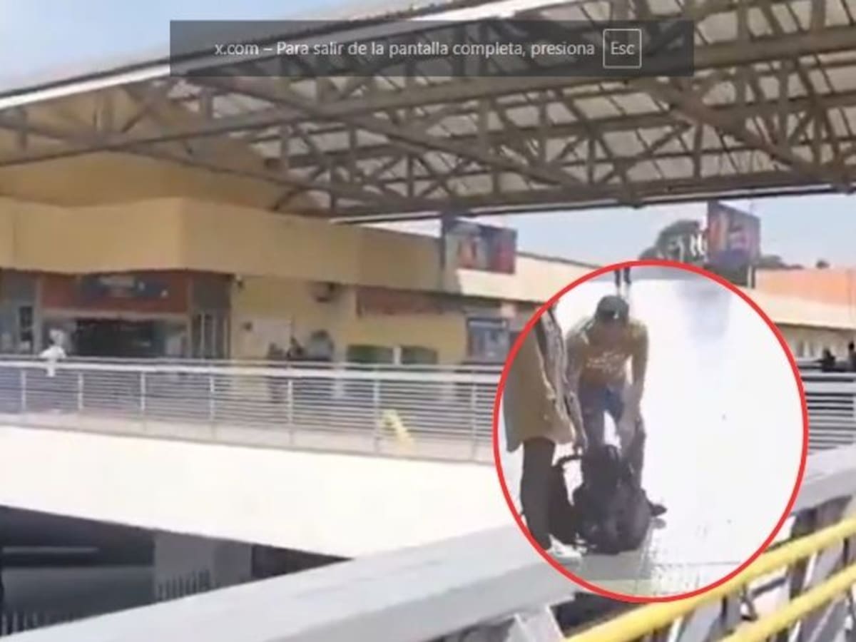 Policía evitó que una mujer se lanzara de un puente peatonal en el sur de Bogotá