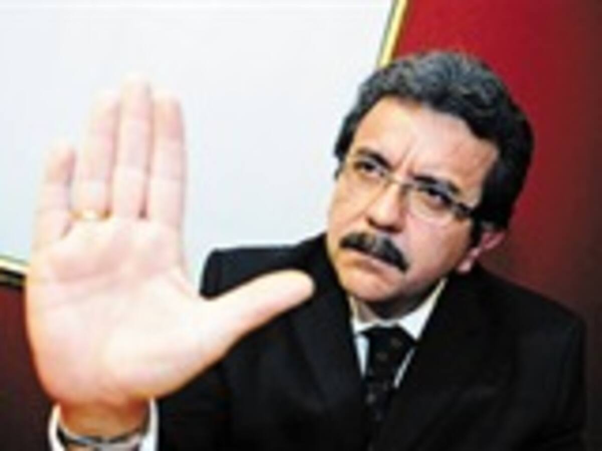 Carlos Medellín aspira a ser magistrado de la Corte Constitucional