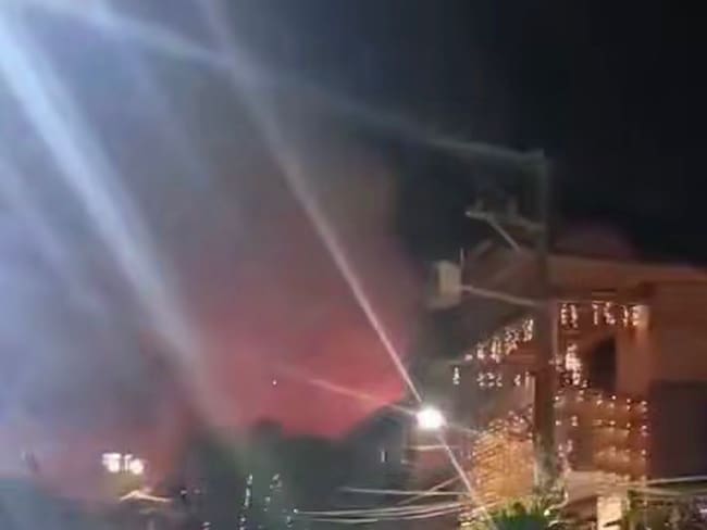 Incendio estructural en Bello. Foto: Cortesía.