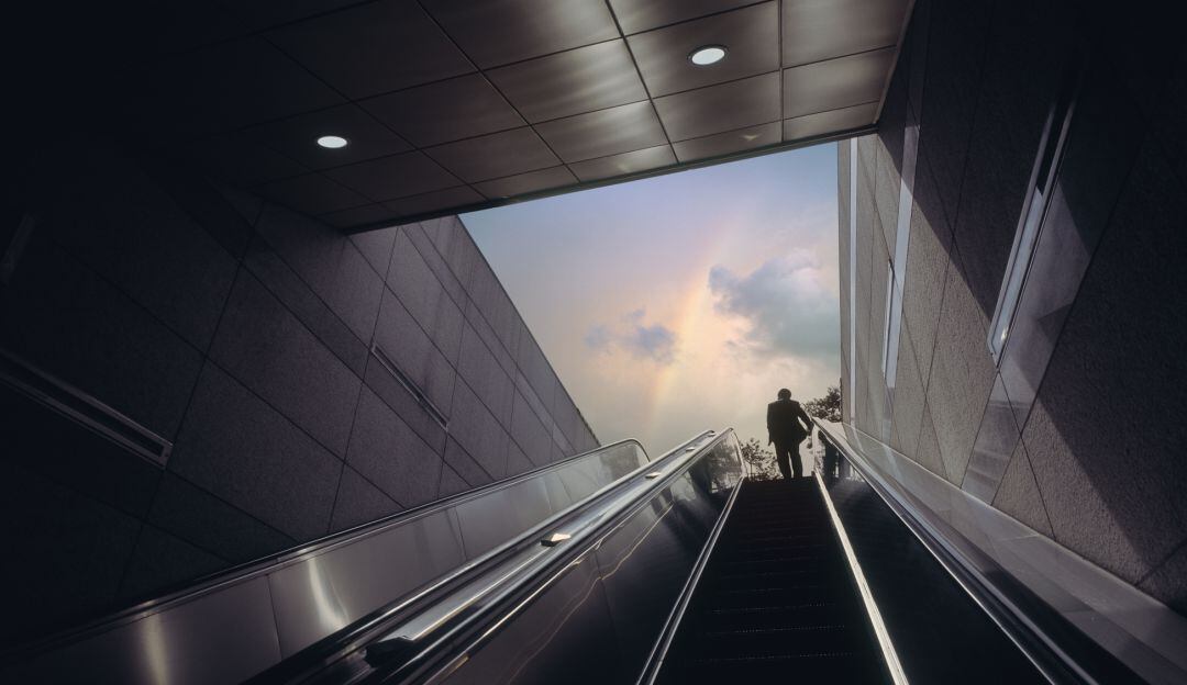 Español asegura vivir en el 2027 y ser el único superviviente del planeta