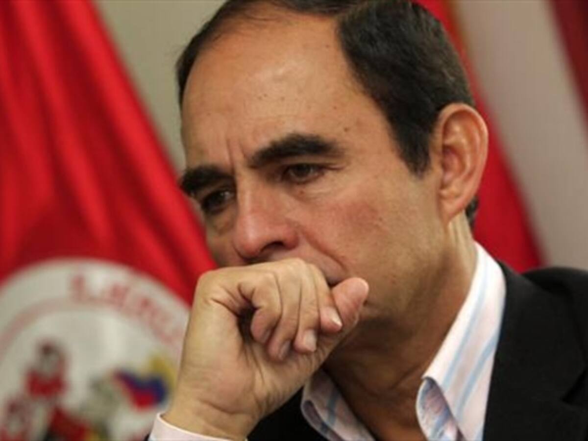 Solicitarán medidas cautelares para la libertad del general Uscátegui