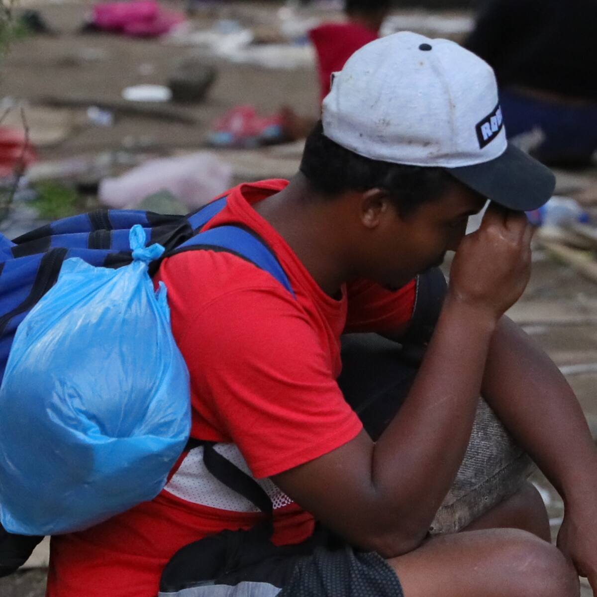 No hay represamiento de migrantes en Medellín porque utilizan transporte informal
