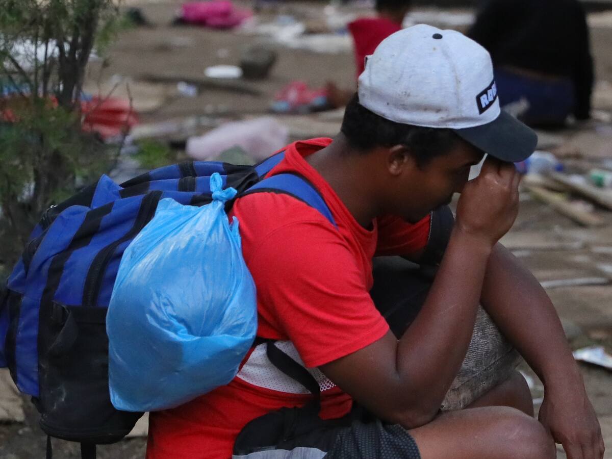 No hay represamiento de migrantes en Medellín porque utilizan transporte informal