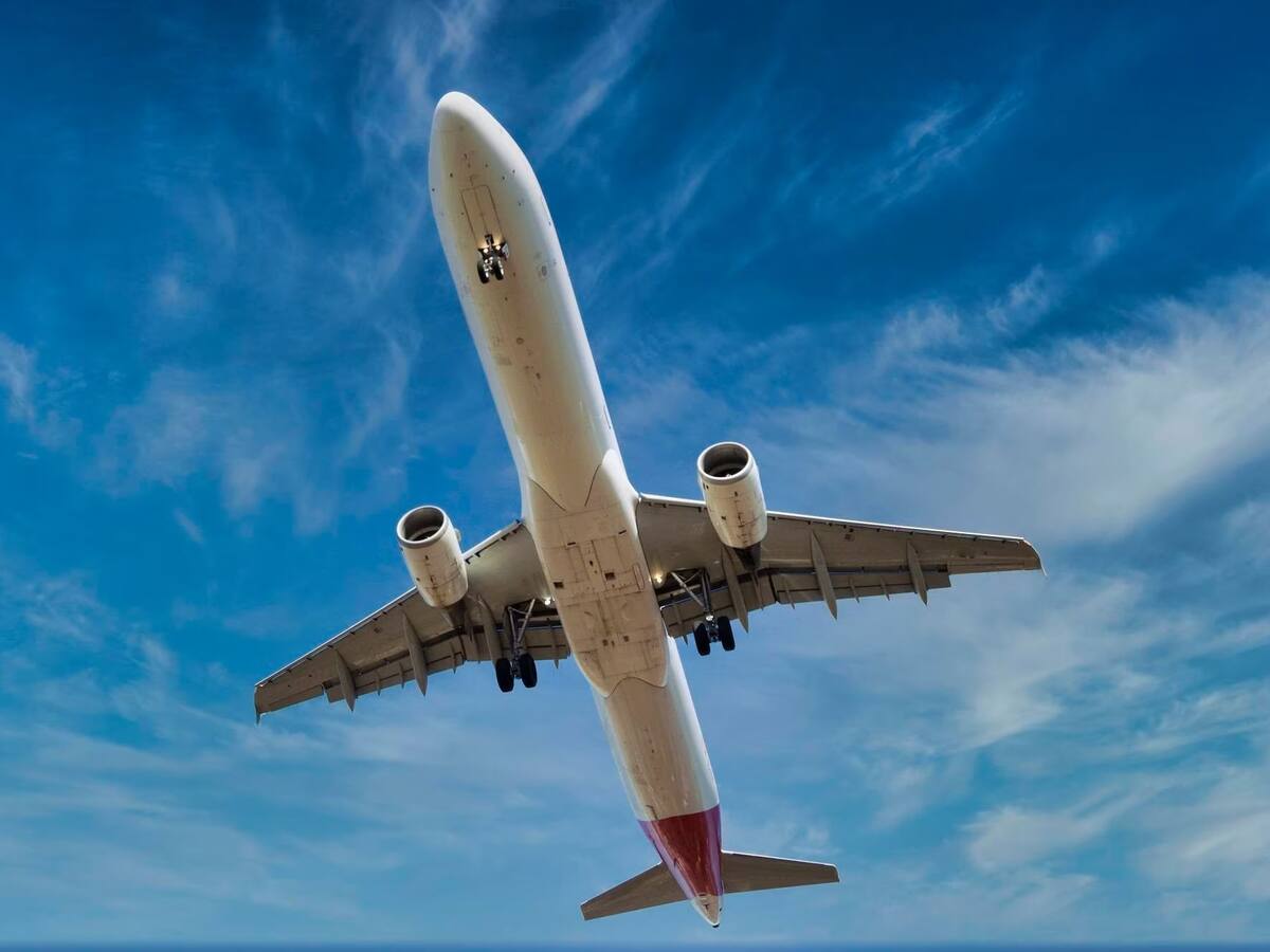 ¿Cuáles son sus derechos cuando se retrasa o se cancela un vuelo?