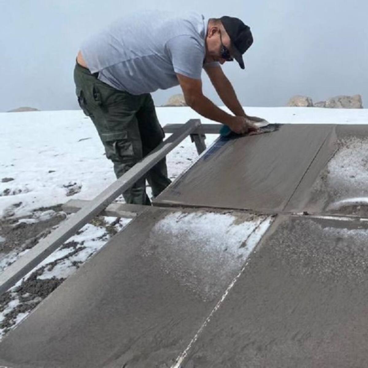 Mantenimiento preventivo a las estaciones de monitoreo del Nevado del Ruíz