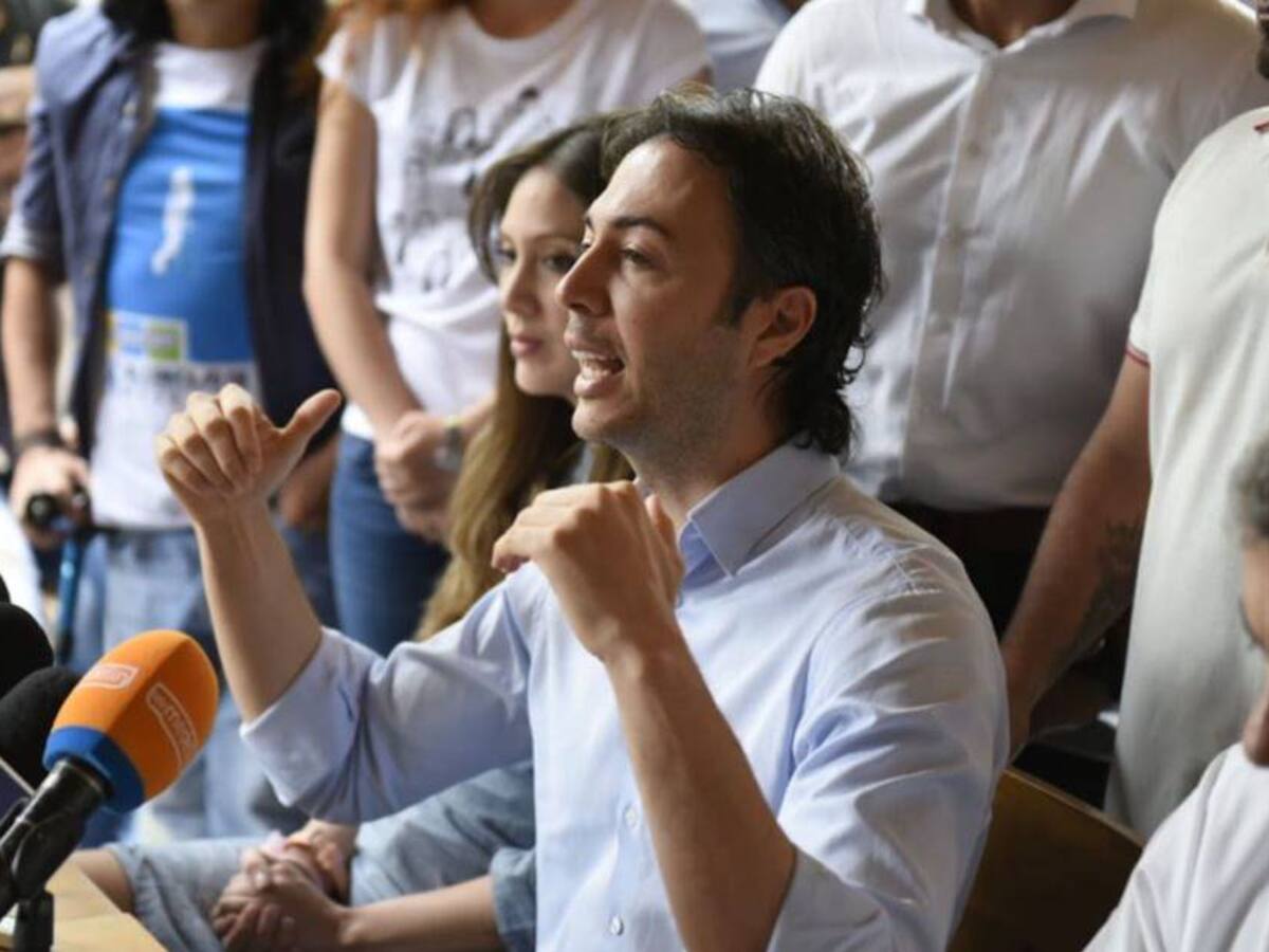 Un finquero antioqueño tendría un plan para atentar contra Petro: Daniel Quintero