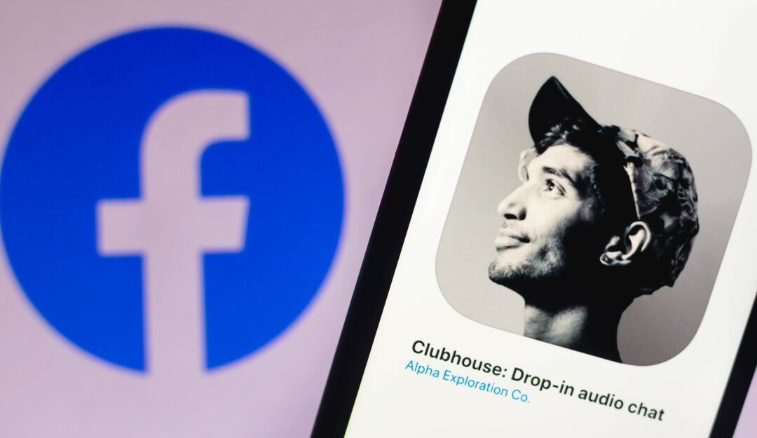 ¿Copia de ClubHouse? Facebook lanza pódcast y salas de audio