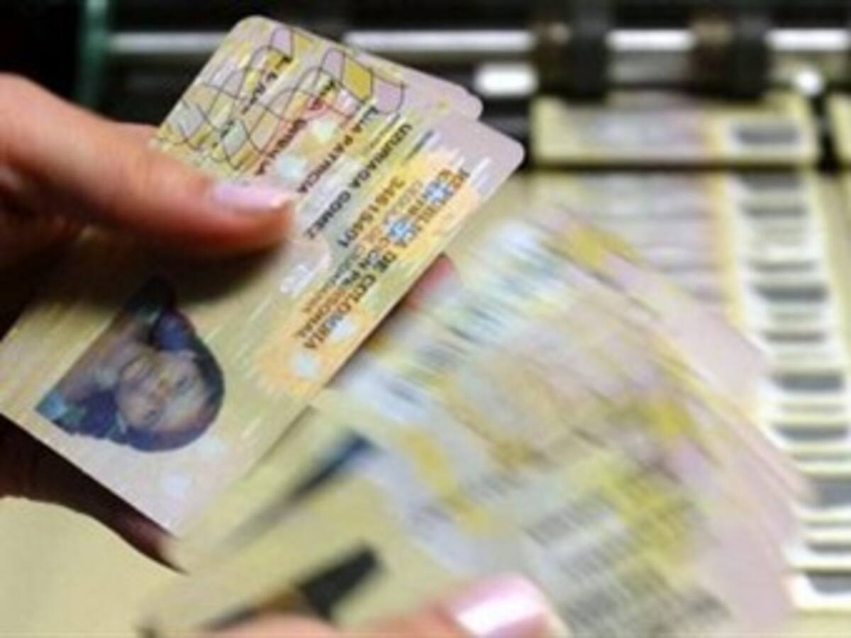Dos millones 400 mil cédulas están sin reclamar a un mes de queden inválidos los viejos documentos