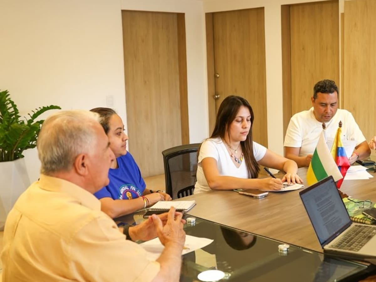 Alcaldes del Huila llevarán agenda de proyectos al encuentro con el nuevo Gobierno Nacional