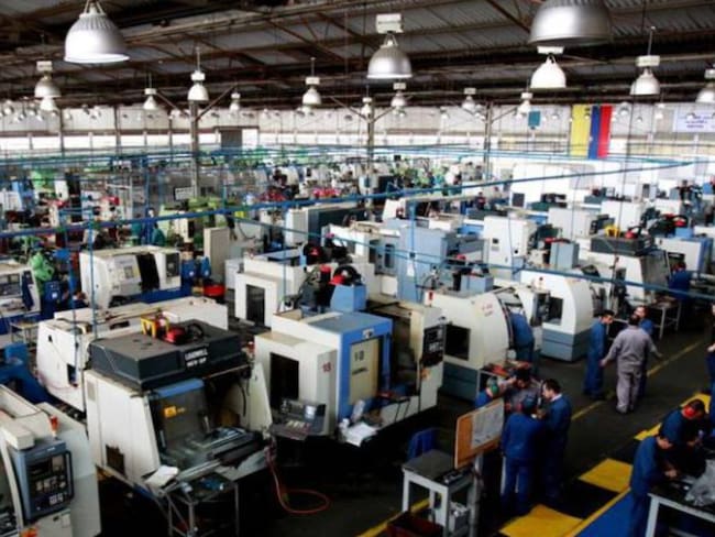 Baja en el sector manufacturero aumentó desempleo