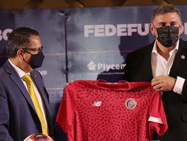 Luis Fernando Suárez fue presentado como nuevo entrenador de la Selección de Costa Rica