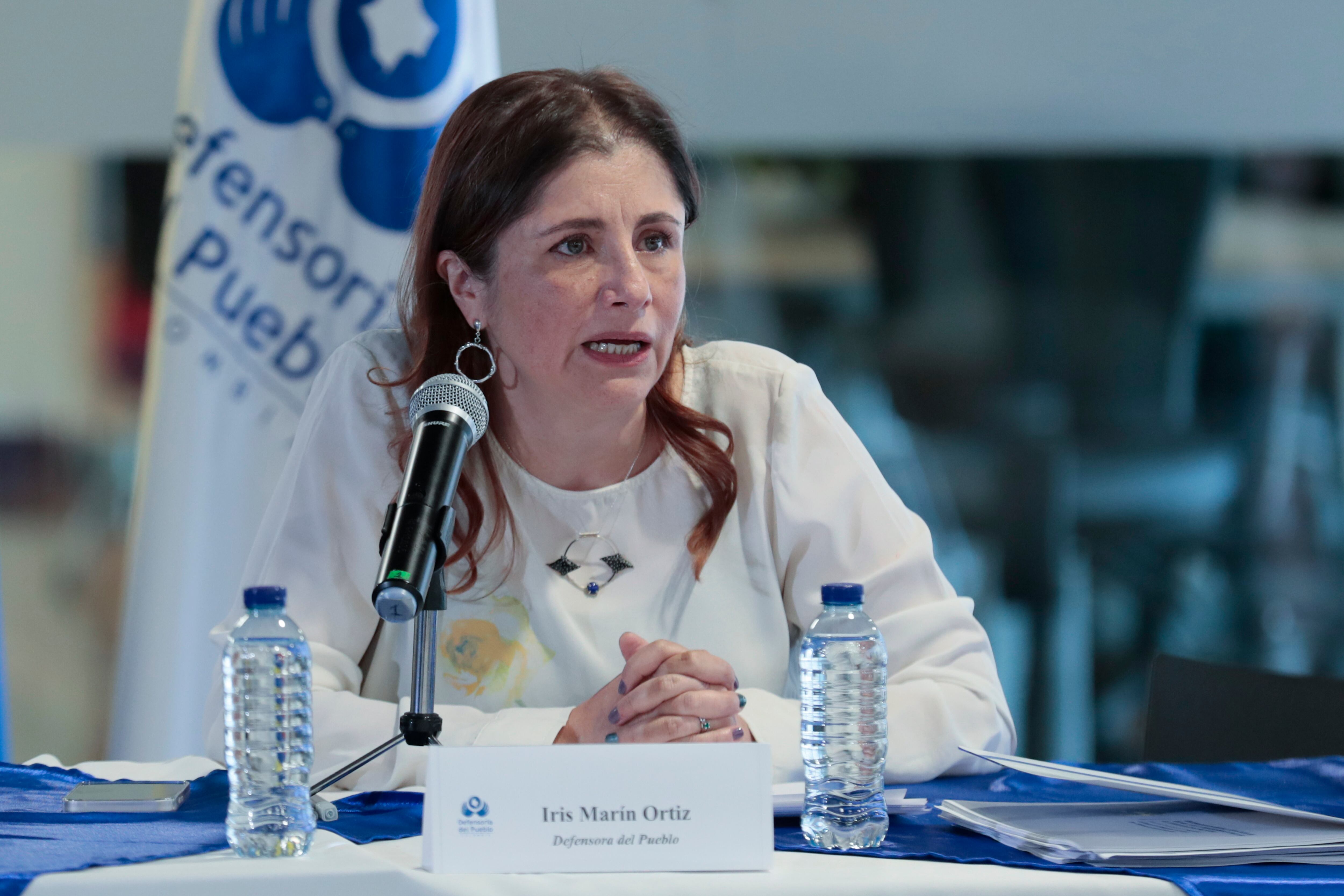 BOG400 BOGOTÁ (COLOMBIA) 09/09/2024.- La defensora del pueblo, Iris Marín, habla durante una rueda de prensa este lunes, en Bogotá (Colombia). Marín priorizará la violencia de género y la discriminación contra las mujeres como uno de los principales ejes de su agenda, que desarrollará durante cuatro años de gestión. EFE/ Carlos Ortega